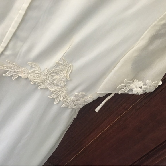 Vintage handmade wedding dress 1960s - Picture 4 of 13